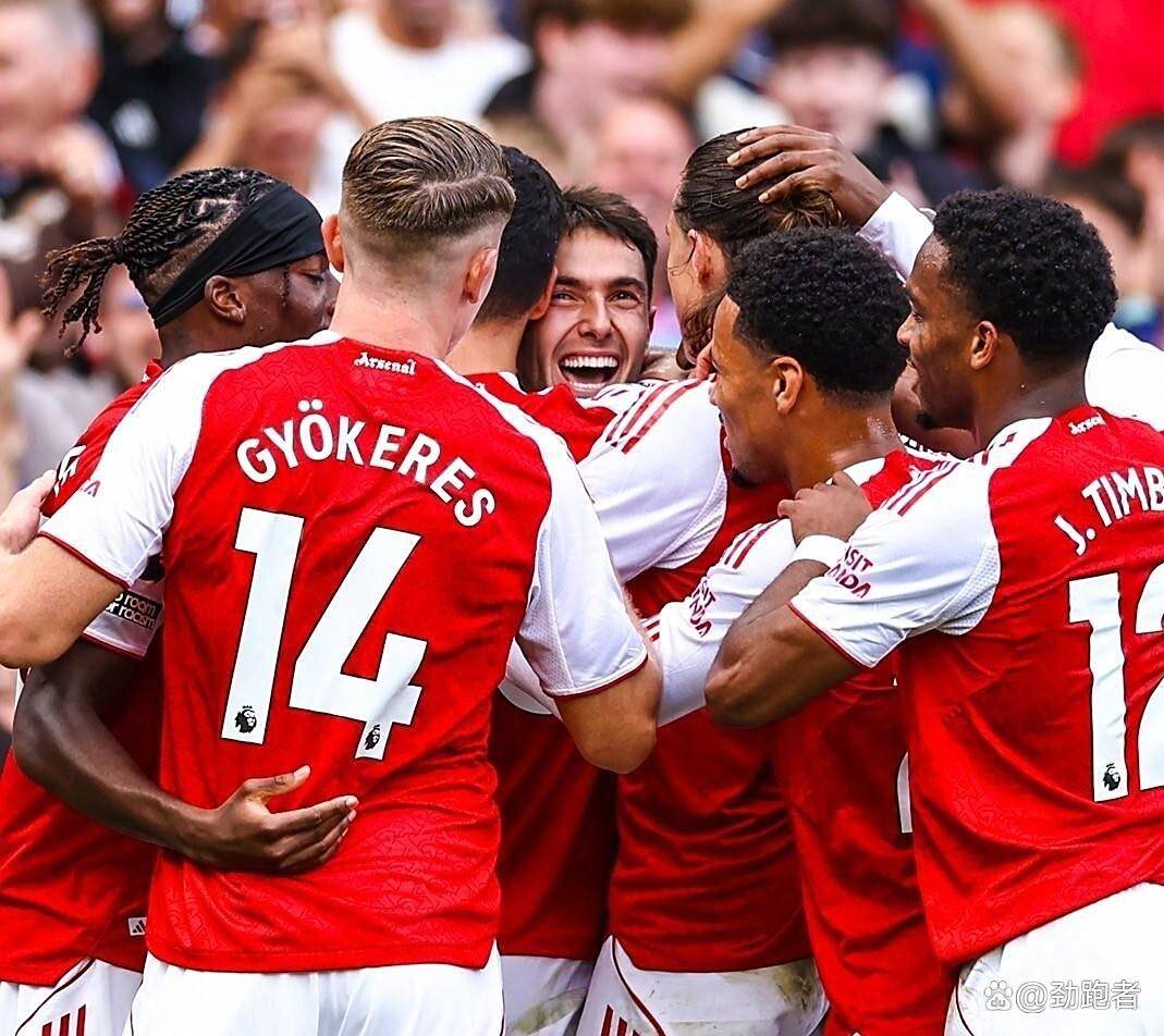 阿森纳翻盘英格兰，门迪扛起全队
