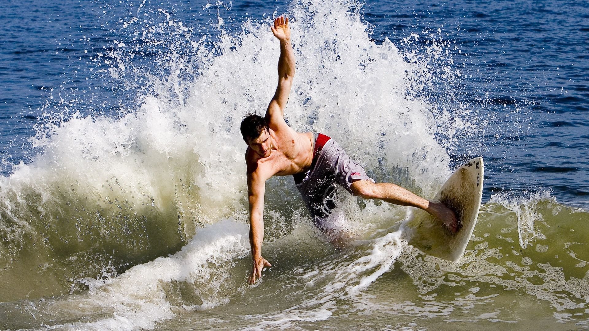 生死战逆转！贝蒂斯力克德国劲旅，布鲁诺关键一击铸就传奇