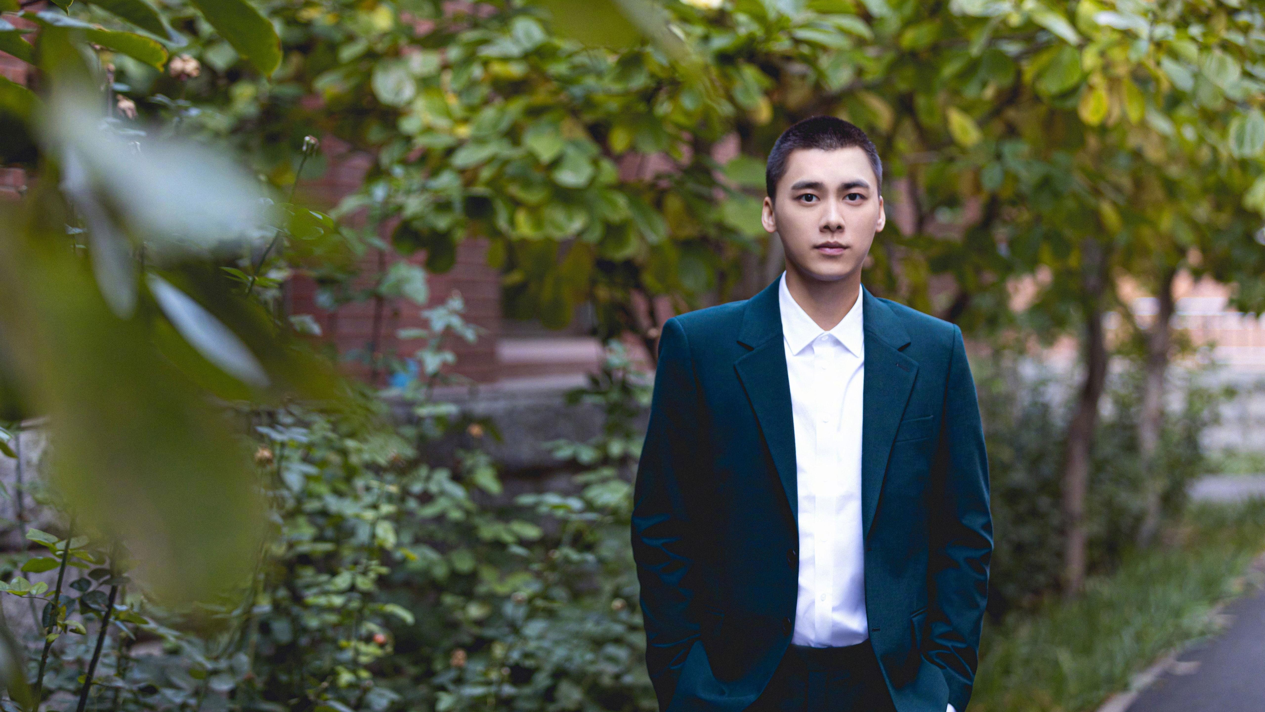 新星闪耀！文班亚马数据统治比赛，火箭连击篮网获关键胜利