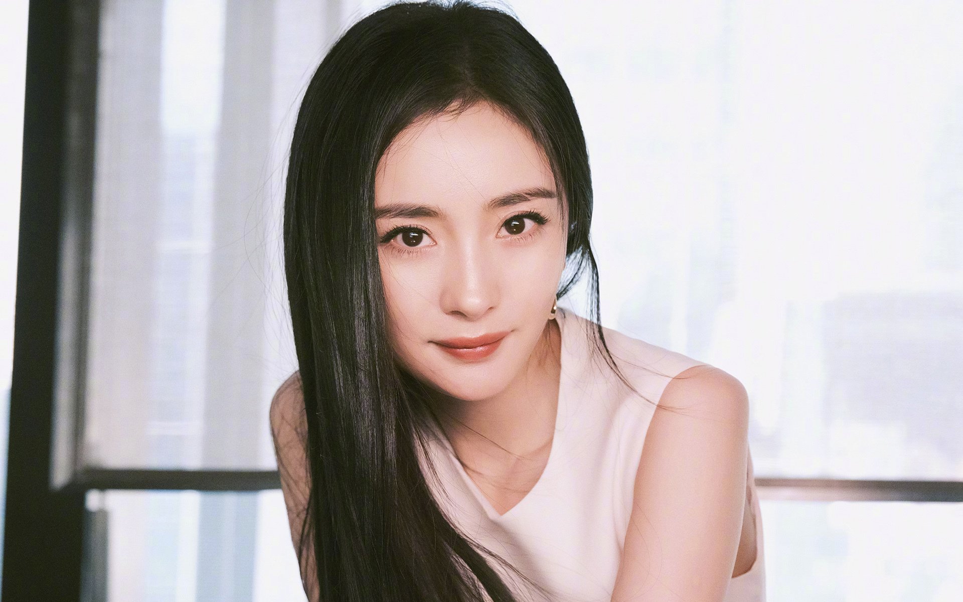 跨洋火并！锡安末节19分导演逆转 76人加时险胜广东惊现中美篮球对话